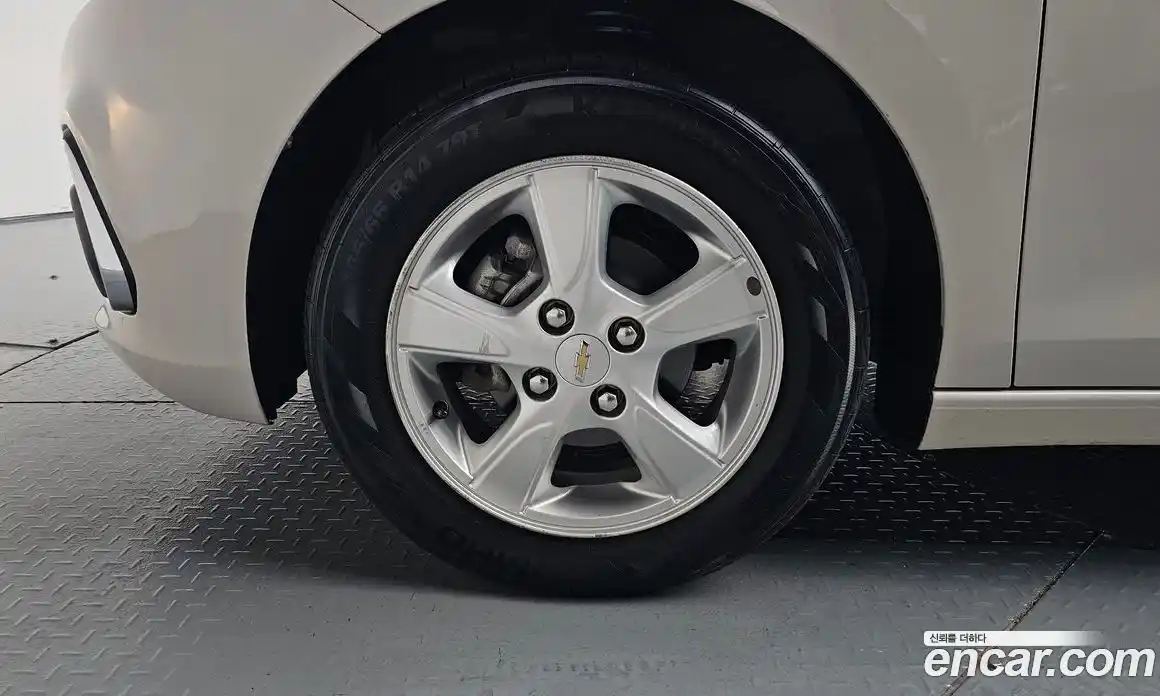 Chevrolet Spark 2016 1.0 автомат (гидро), фото 5