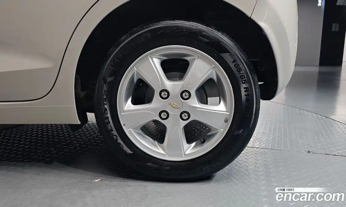 Chevrolet Spark 2016 1.0 автомат (гидро), фото 7