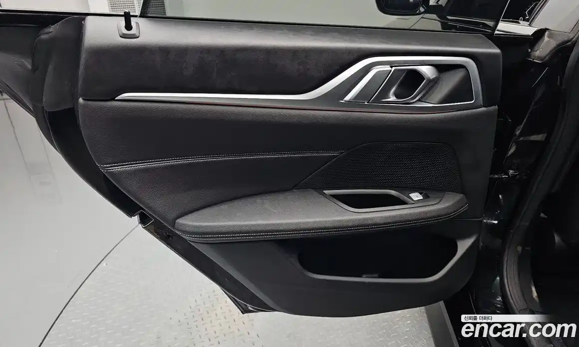 BMW 4 серия 2025 2.0 автомат (гидро), фото 14