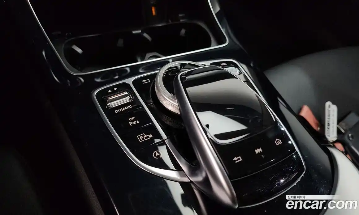 Mercedes-Benz C-Class 2019 2.0 гидро, фото 26