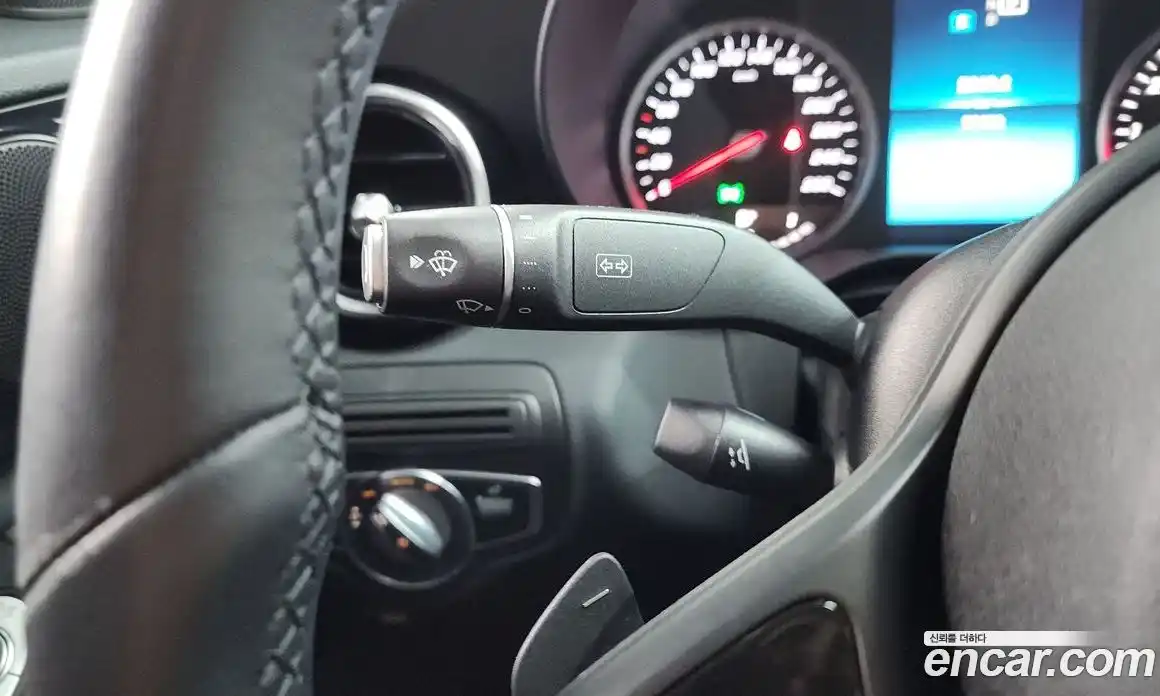 Mercedes-Benz C-Class 2019 2.0 гидро, фото 33
