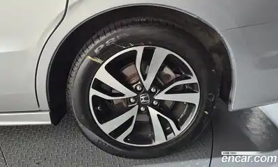 Honda Odyssey 2018 3.5 автомат (гидро), миниатюра 7