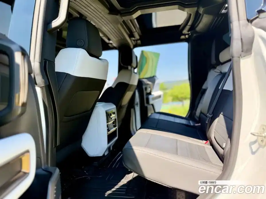 GMC Hummer EV 2024 0.6 автомат (гидро), фото 13