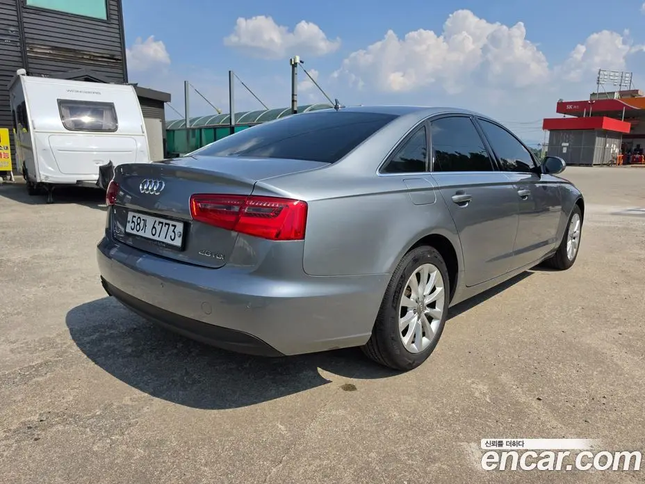 Audi A6 2013 2.0 автомат (гидро), фото 4