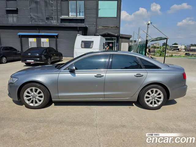 Audi A6 2013 2.0 автомат (гидро), миниатюра 7