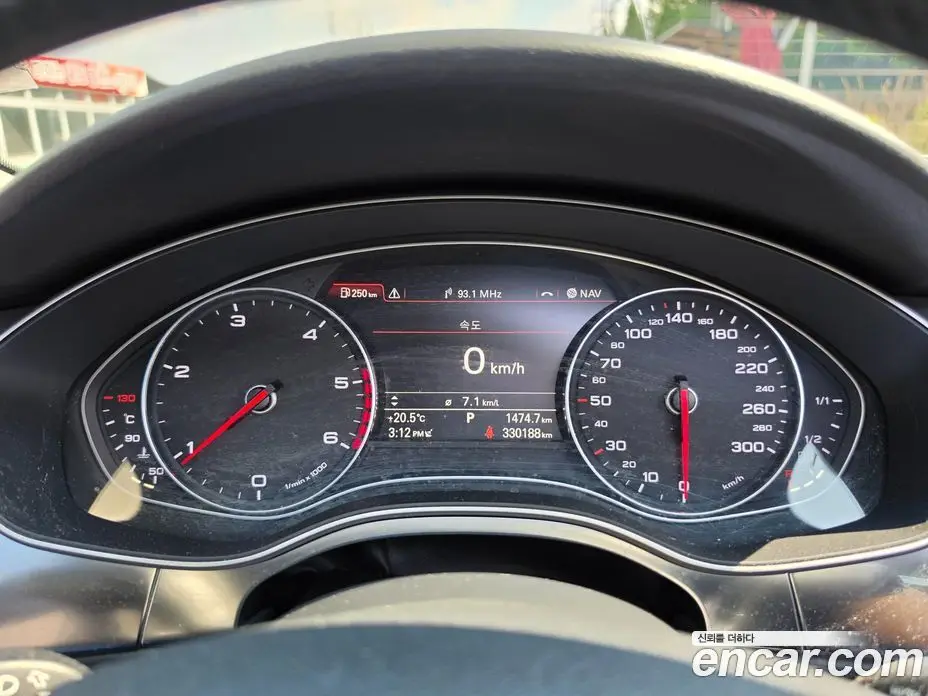 Audi A6 2013 2.0 автомат (гидро), фото 10