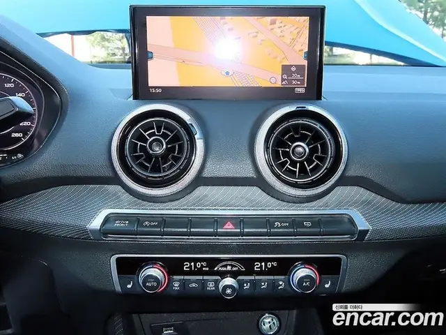 Audi Q2 2023 2.0 автомат (гидро), миниатюра 12