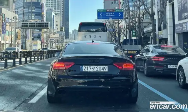 Audi RS5 2016 4.2 автомат (гидро), миниатюра 2