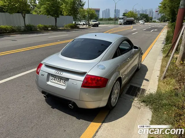 Audi TT 2001 1.8 механика, миниатюра 2