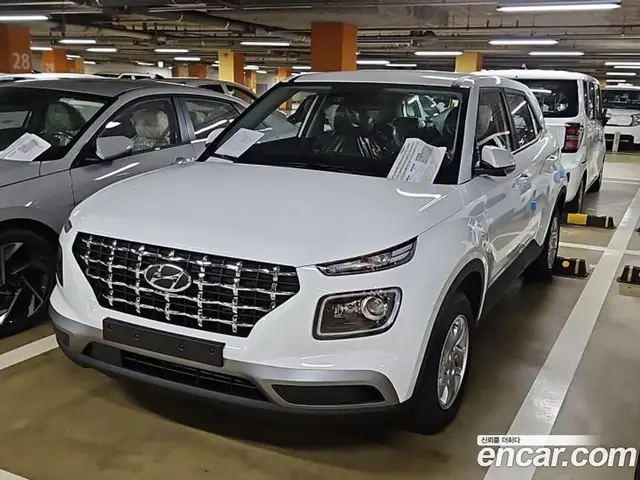 Hyundai Venue 2026 1.6 автомат (гидро), миниатюра 2