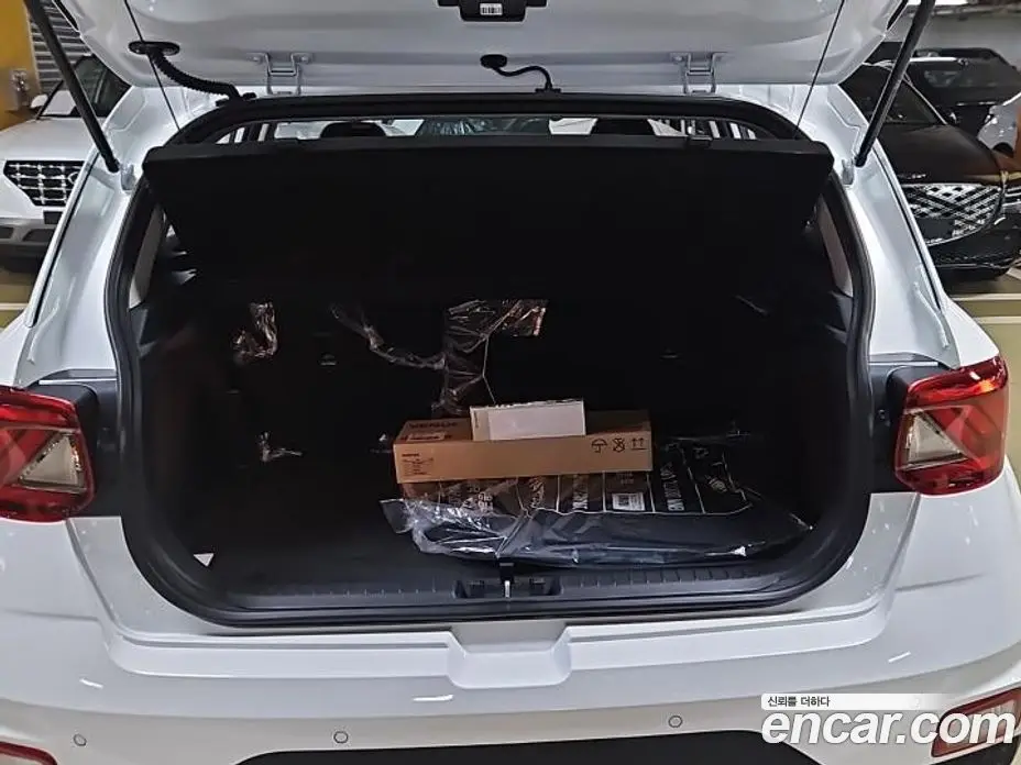 Hyundai Venue 2026 1.6 автомат (гидро), фото 13