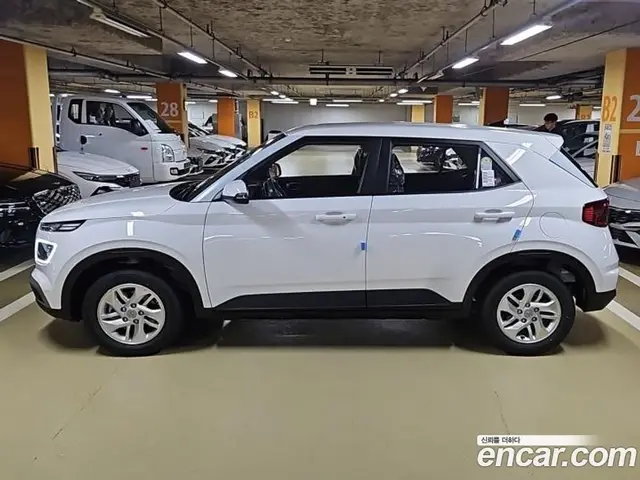 Hyundai Venue 2026 1.6 автомат (гидро), миниатюра 3