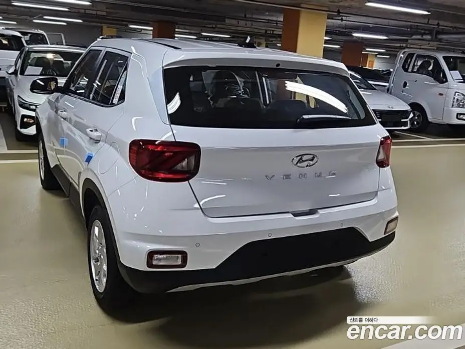 Hyundai Venue 2026 1.6 автомат (гидро), фото 4