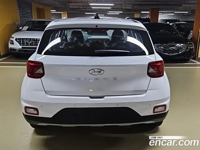 Hyundai Venue 2026 1.6 автомат (гидро), миниатюра 5