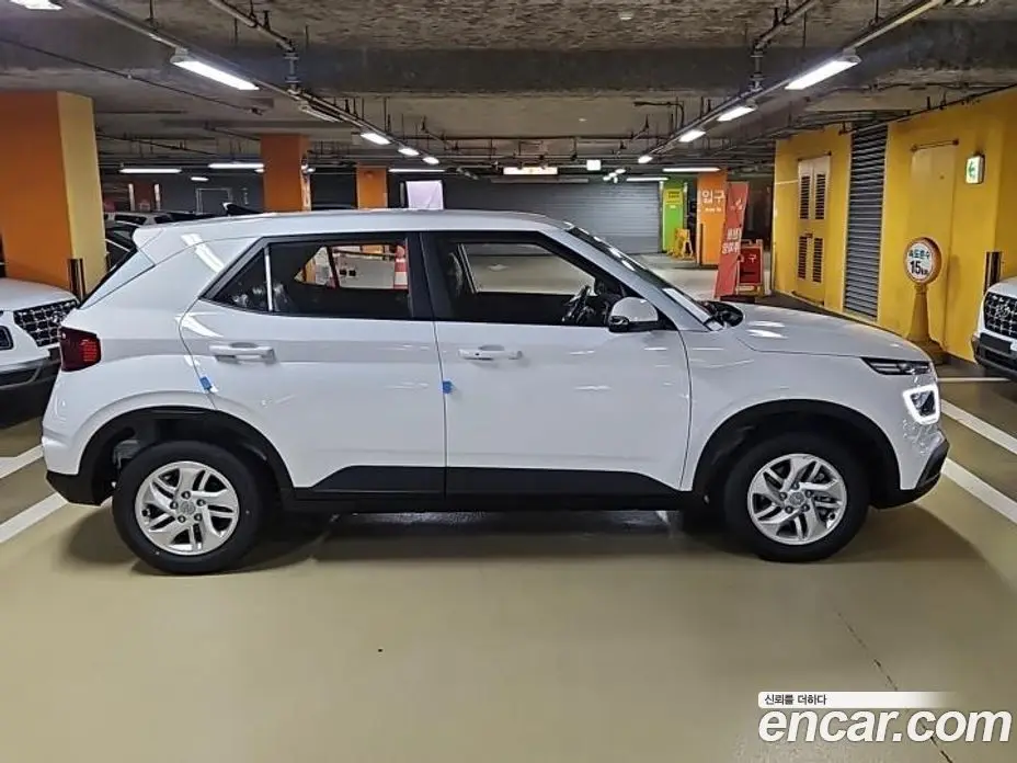 Hyundai Venue 2026 1.6 автомат (гидро), фото 7