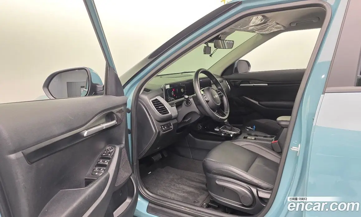Kia Seltos 2023 2.0 автомат (гидро), фото 17