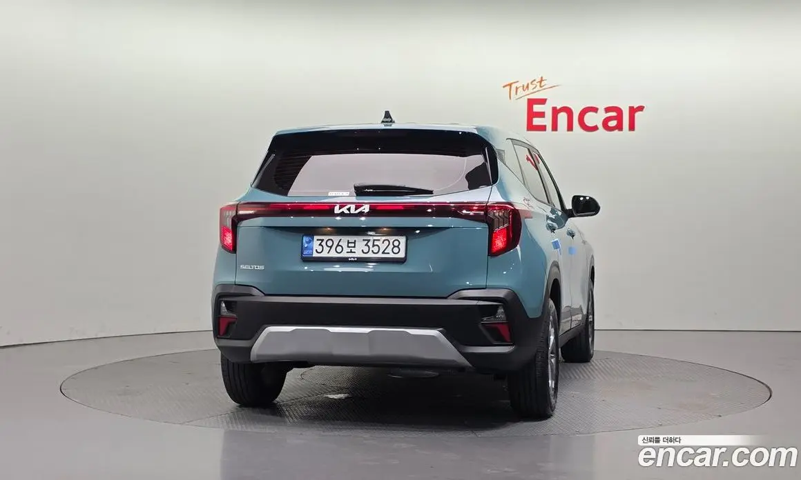 Kia Seltos 2023 2.0 автомат (гидро), фото 4