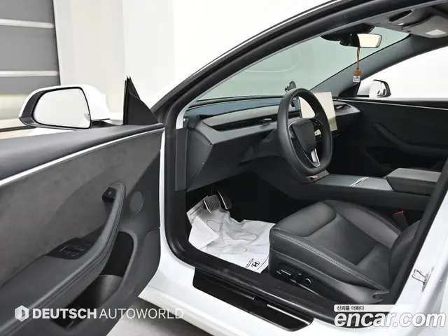 Tesla Model 3 2024 гидро, миниатюра 11