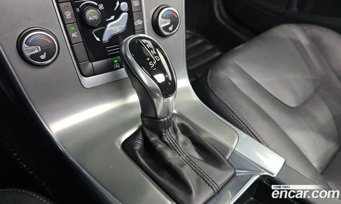 Volvo S60 2014 1.6 автомат (гидро), фото 9