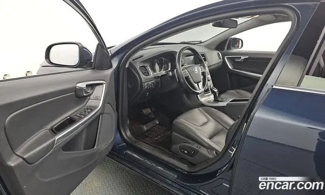 Volvo S60 2014 1.6 автомат (гидро), миниатюра 10
