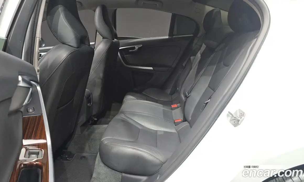 Volvo S60 2018 2.0 автомат (гидро), фото 18