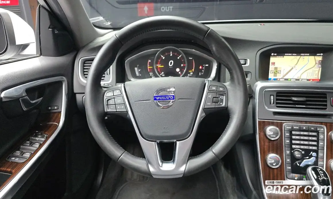 Volvo S60 2018 2.0 автомат (гидро), фото 19