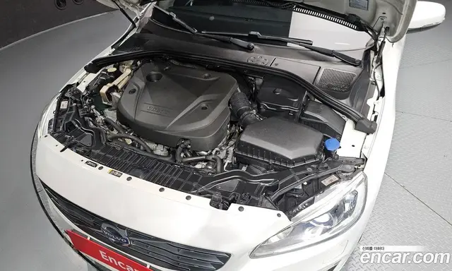 Volvo S60 2018 2.0 автомат (гидро), миниатюра 6