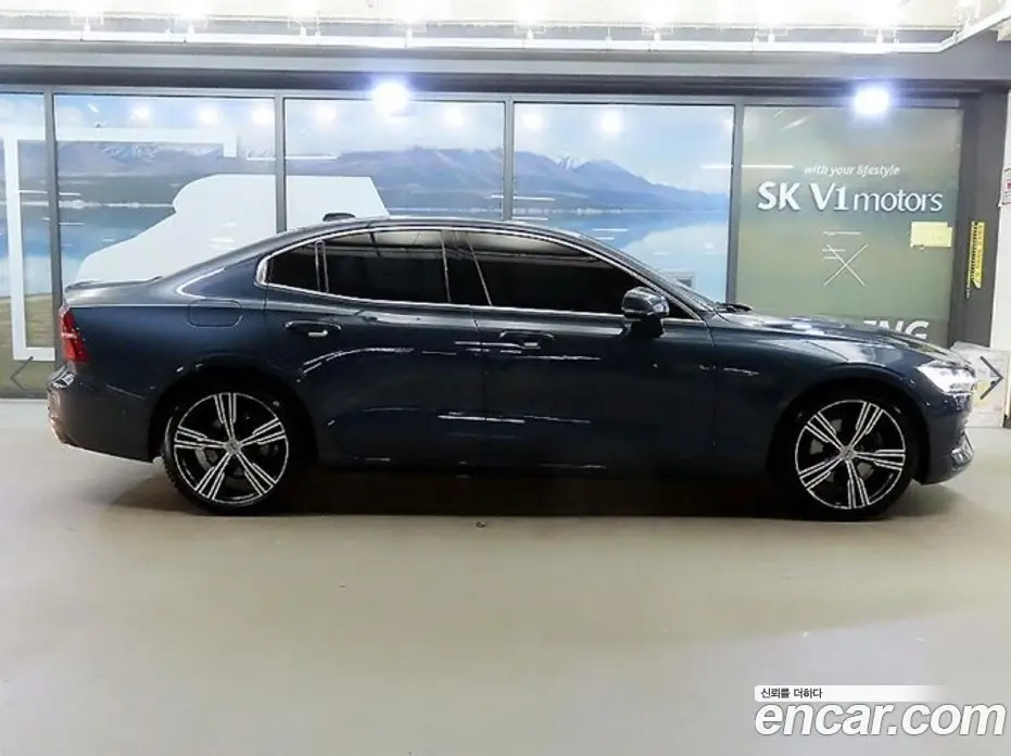 Volvo S60 2021 2.0 автомат (гидро), фото 3