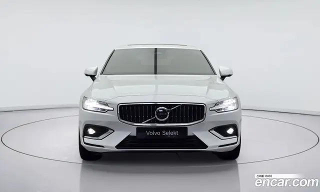 Volvo S60 2023 2.0 автомат (гидро), миниатюра 2