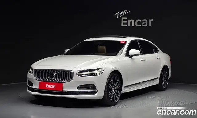 Volvo S90, 2023, 36 337 км