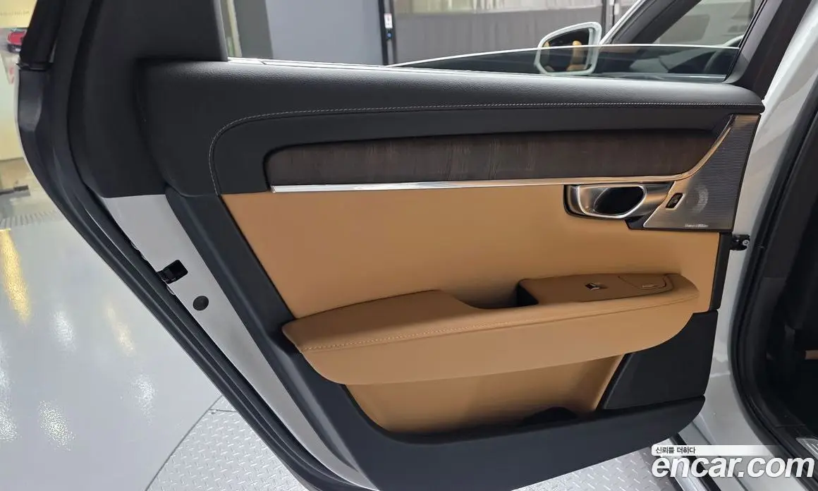 Volvo S90 2023 2.0 автомат (гидро), фото 14