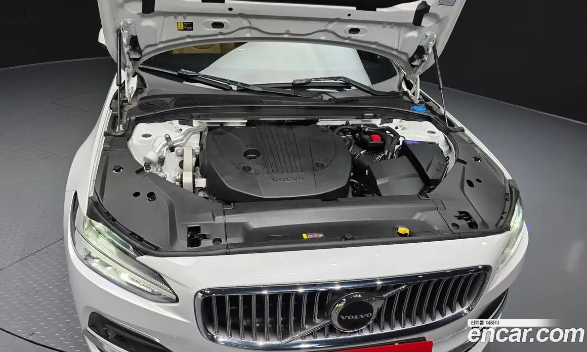 Volvo S90 2023 2.0 автомат (гидро), фото 6