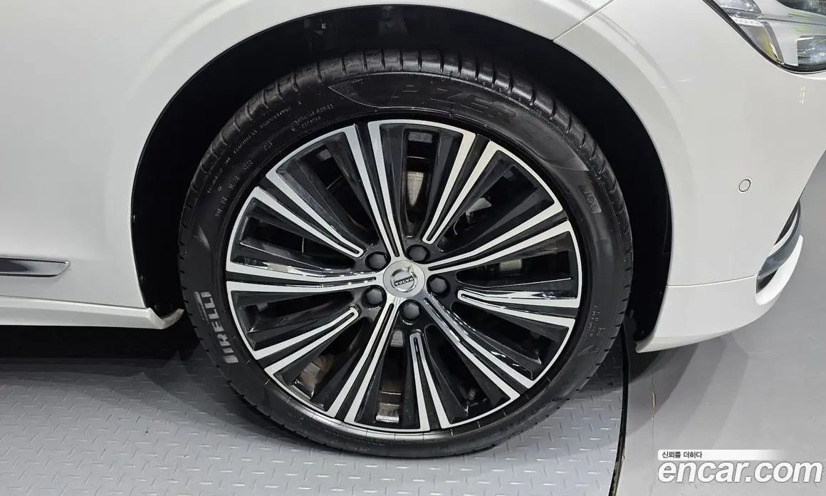 Volvo S90 2023 2.0 автомат (гидро), фото 7
