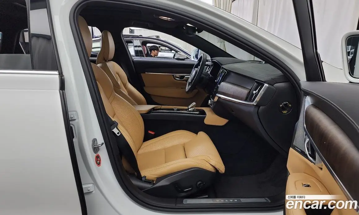 Volvo S90 2023 2.0 автомат (гидро), фото 17