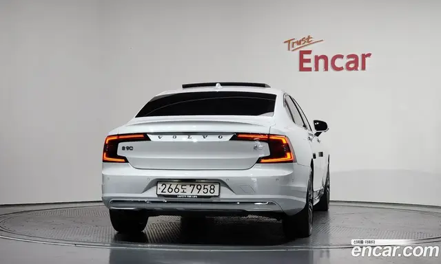 Volvo S90 2023 2.0 автомат (гидро), миниатюра 4