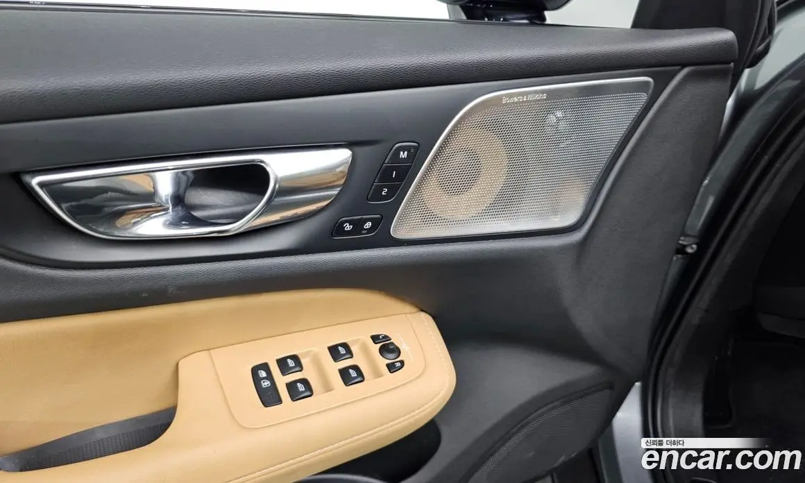 Volvo V60 2020 2.0 автомат (гидро), фото 27