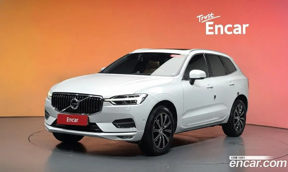 Volvo XC60 2018 2.0 автомат (гидро), фото 34
