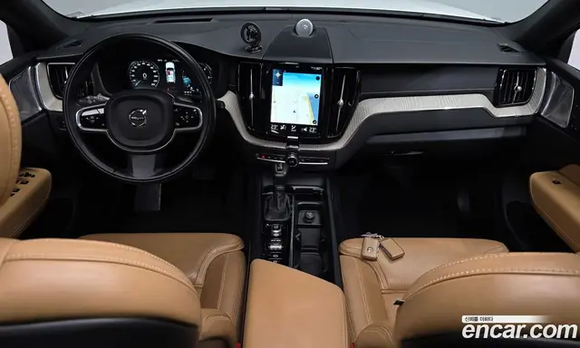 Volvo XC60 2018 2.0 автомат (гидро), миниатюра 9