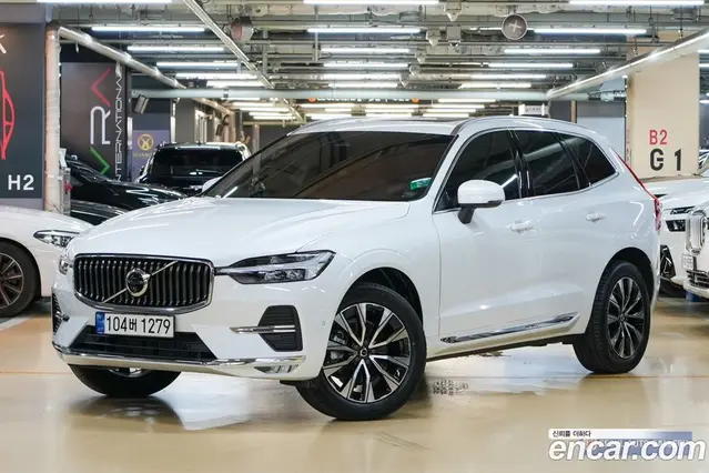 Volvo XC60, 2023, 29 898 км