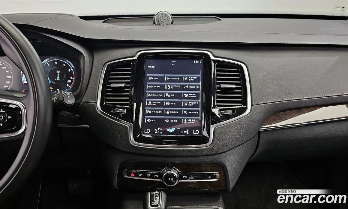 Volvo XC90 2016 2.0 автомат (гидро), фото 16