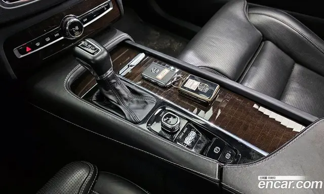 Volvo XC90 2016 2.0 автомат (гидро), миниатюра 9
