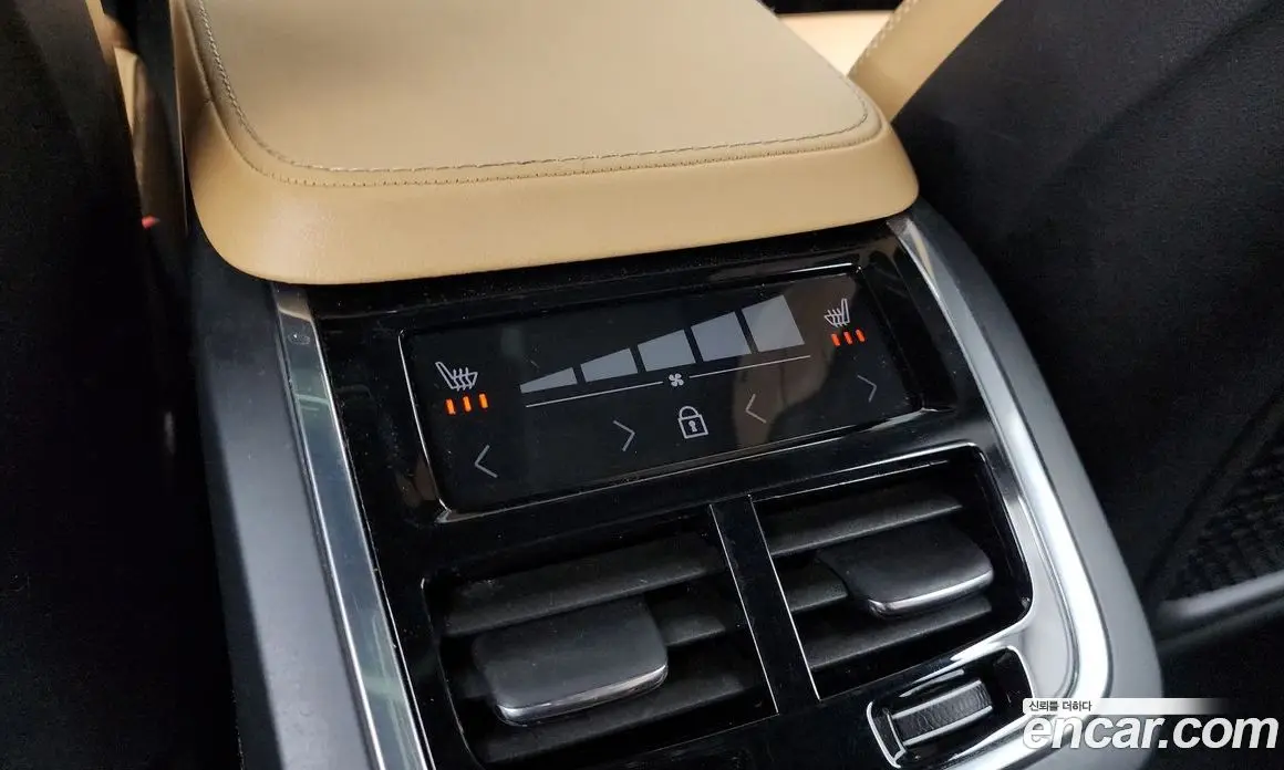 Volvo XC90 2021 2.0 автомат (гидро), фото 19
