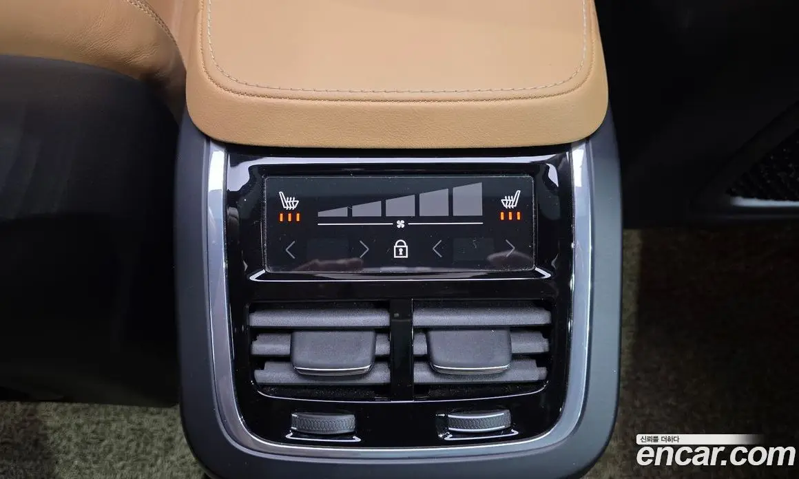 Volvo XC90 2021 2.0 автомат (гидро), фото 29