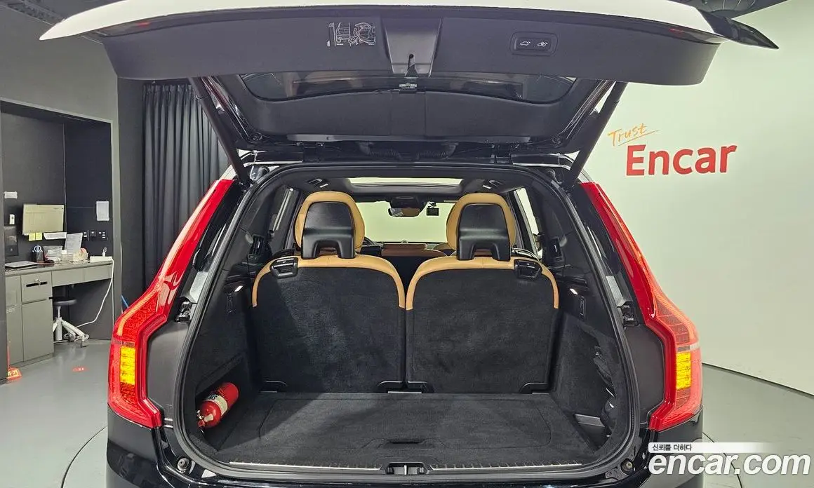 Volvo XC90 2021 2.0 автомат (гидро), фото 29