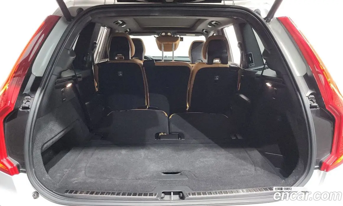 Volvo XC90 2022 2.0 автомат (гидро), фото 18