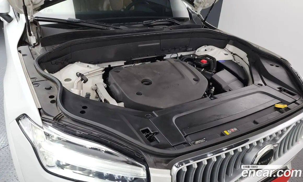 Volvo XC90 2022 2.0 автомат (гидро), фото 6