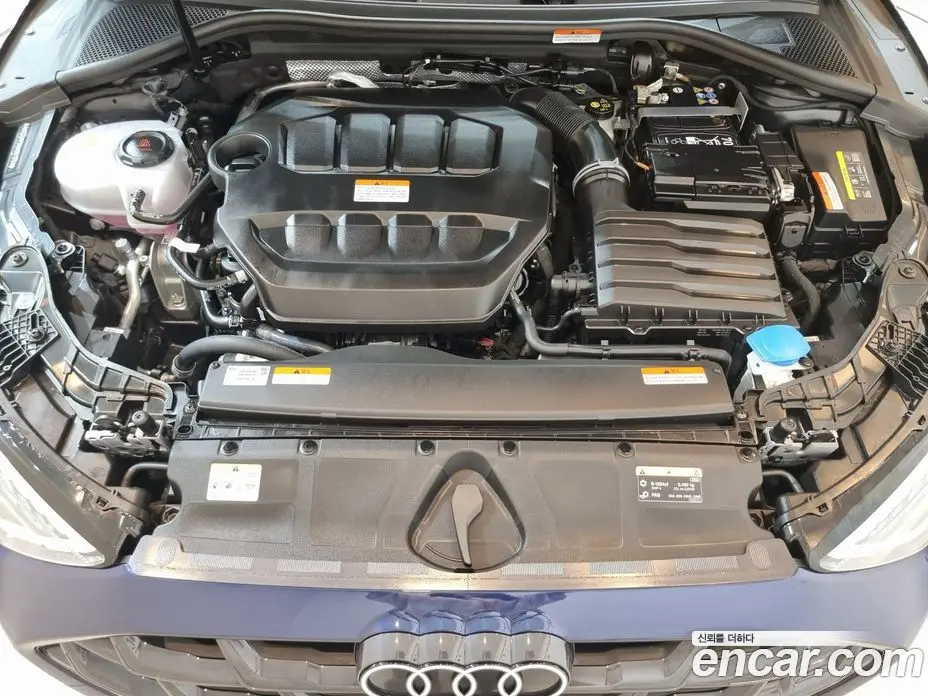 Audi A3 2025 2.0 автомат (гидро), фото 6