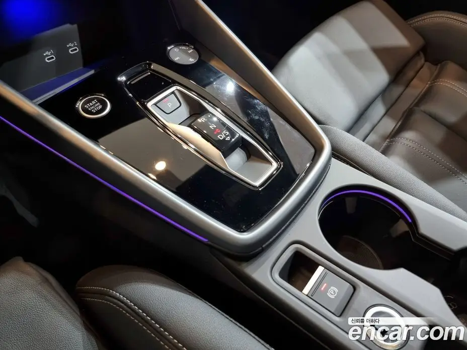 Audi A3 2025 2.0 автомат (гидро), фото 9