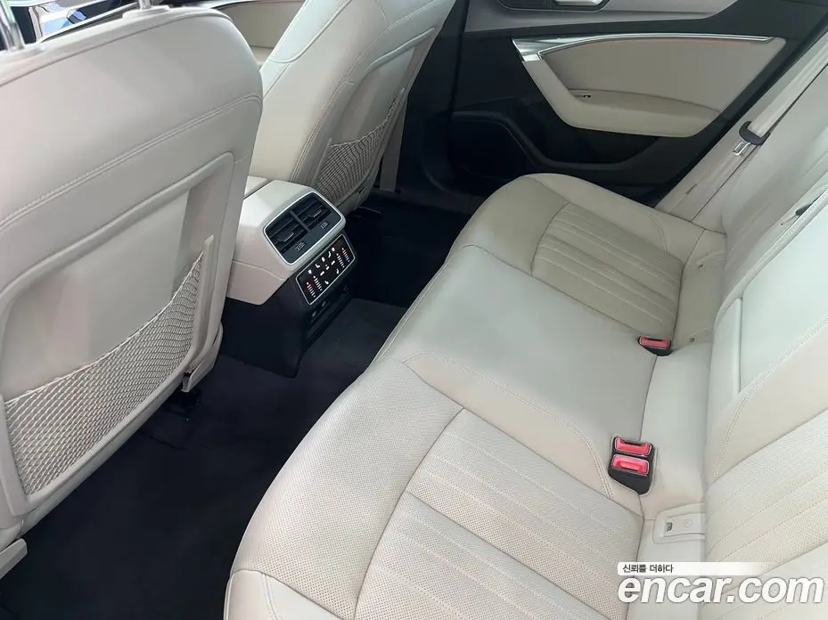 Audi A6 2023 2.0 автомат (гидро), фото 17