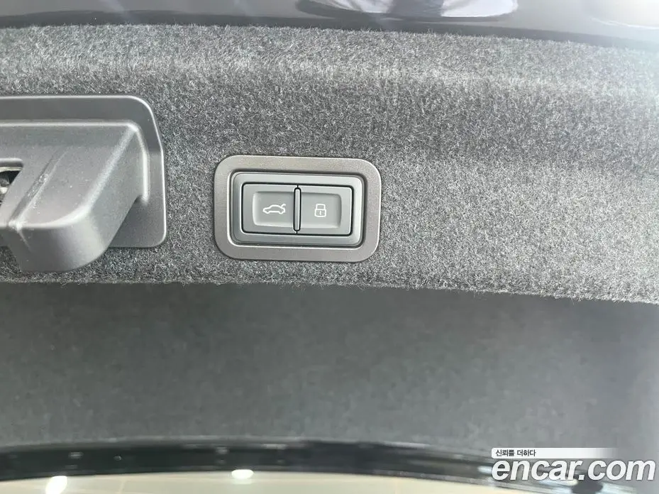 Audi A6 2023 2.0 автомат (гидро), фото 19